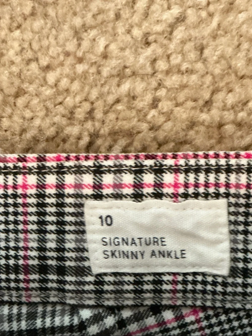 GAP Black and White Plaid pants